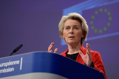 Allerede i mars fikk EU-kommisjonens president Ursula von der Leyen på plass en prinsipiell avtale med USA. Nå nærmer det seg et praktisk resulatt.