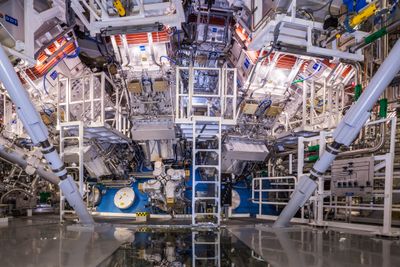 I forrige uke klarte forskere ved Lawrence Livermore National Laboratory å få mer energi ut av en kontrollert fusjon enn de tilførte.