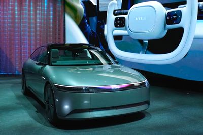 Sony og Honda har gått sammen om å produsere elbiler, og en prototyp av den første modellen – Afeela – ble vist fram i Las Vegas onsdag.