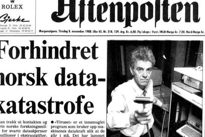 Pål Spilling sørget for å koble Norge til internett, som første land utenfor USA. Han ble også kjent for å ha frakoblet Norge fra nettet. Her udødeliggjort på Aftenpostens forside i november 1988.