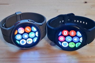 Samsungs nye smartklokker Watch 5 og Watch 5 Pro har OLED-skjermer. Watch 6 kan får microLED. Det kan også Apple Watch 9.