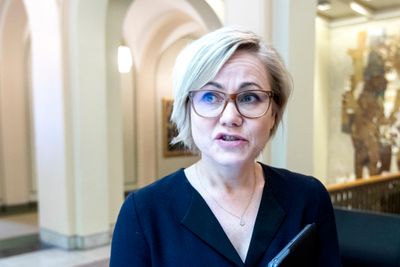 Helse- og omsorgsminister Ingvild Kjerkol (Ap) vil ikke gripe inn i saken der en pasient ved St. Olav hospital kan ha dødd på grunn av mangler ved journalsystemet Helseplattformen.