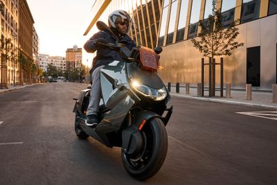 BMW CE04 var en av de mest registrerte elektriske motorsykklene i Norge i 2022.