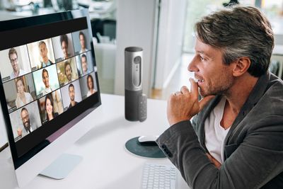 Etter pandemien er bruken av videomøtetjenester gått ned. Det får konsekvenser for Zoom.