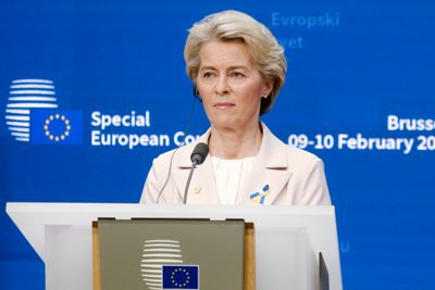 EU-kommisjonens president Ursula von der Leyen møter motstand når det gjelder tiltak for å demme opp for USAs grønne pakke.
