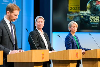 Assisterende etterretningssjef Lars Nordrum, PST-sjef Beate Gangås og NSM-sjef Sofie Nystrøm under pressekonferansen om trussel- og risikovurderinger i Norge.