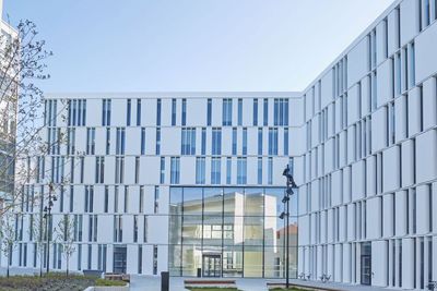 Hemit har kontorer i Abels hus i Trondheim. Det ligger midt på Teknologibuen, mellom NTNU og SINTEF på Gløshaugen og St. Olavs Hospital.