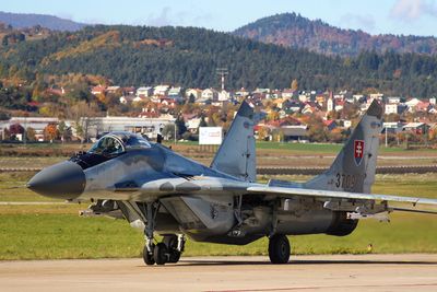 Slovakia har besluttet å donere 13 MiG-29 til Ukraina, men den slovakiske forsvarsledelsen tar kraftige forbehold om den tekniske tilstanden på kampflyene.