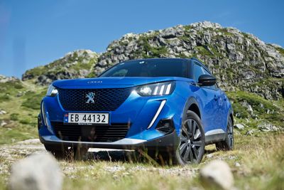 Peugeots biler er blant de som ikke lenger kan smartlades hos Vibb og andre strømselskaper.