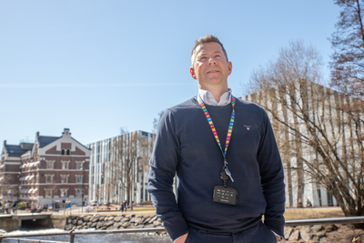 Norgessjef Kjetil Sørensen i Arm utenfor det nye Oslo-kontoret på Spaces i Nydalen. 1. april åpnet selskapets kontor i hovedsstaden etter å ha vært kun i Trondheim i mange år.