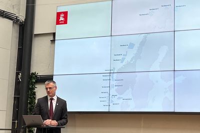 NVE-direktør Kjetil Lund presenterte tirsdag de 20 områdene på norsk sokkel de mener kan være egnet for havvind. 