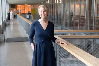 Irene Alma Lønne er rektor ved Arkitekt og designhøgskolen i Oslo varsler at utdanningene vil miste nær halvparten av finansieringen til opprettelse av nye studielplasser.