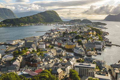 Advania åpner nye kontorer i Ålesund og på Lillehammer.