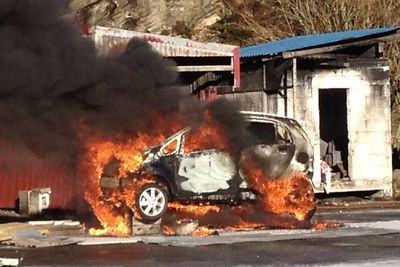 En Peugeot Ion settes i brann under et forsøk ved branningeniørstudiet på Høgskolen i Stord/Haugesund i 2013.