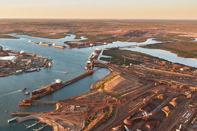 Port Hedland i Pilbara-regionen i Australia er verdens største bulkhavn, blant annet for jernmalm, litium og salt. Havnemyndighetene er positive til å være med på etablering av grønne korridorer.
