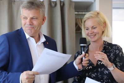Fiskeri- og havminister Bjørnar Skjæran og Zero-leder Sigrun Gjerløw Aasland på Klimavorspiel under Nor-Shipping. – Vi er klar over at vi har dårlig tid, og har vært det lenge sa Skjæran.