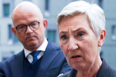 NHOs administrerende direktør Ole Erik Almlid og LO-leder Peggy Hessen Følsvik mener det er på tide med en stor satsing på hydrogenindustrien i Norge.