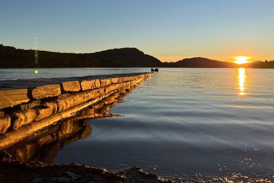 Sundshopen,  er en stoppestedene fra Nasjonal turistveg på Helgelandskysten