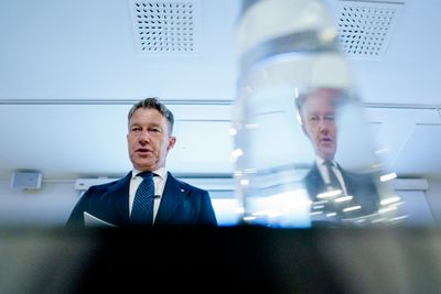 Olje- og energiminister Terje Aasland (Ap) varslet denne uken at regjeringen legger frem en stortingsmelding der den åpner for gruvedrift på norsk sokkel, og har møtt mye kritikk for beslutningen både fra opposisjonen og naturvernorganisasjoner.