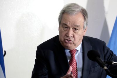 FNs generalsekretær António Guterres ønsker at utviklingen av KI går til menneskehetens beste.