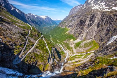 Trollstigen er et populært reisemål for mange.