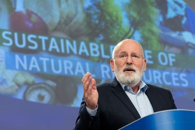 EU-kommisjonens visepresident, Frans Timmermans, la onsdag frem en pakke med EU-lover for mer bærekraftig ressursbruk.