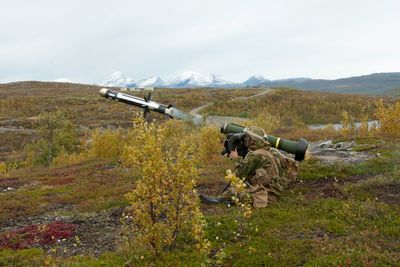Skyting med Javelin på Mauken skytefelt da panservernvåpenet var nytt i Hæren i 2007.