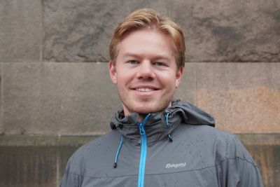 Christoffer Røneid, studentleder for Tekna, mener samfunnet skriker etter IKT-kompetanse.