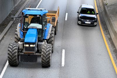 Påbudet om bruk av setebelte i traktor utvides. 