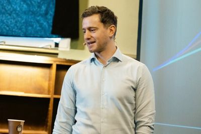 Statens prosjektmodell virker perfekt designet for å redusere sannsynligheten for å lykkes med digital innovasjon, mener Yngve Milde.