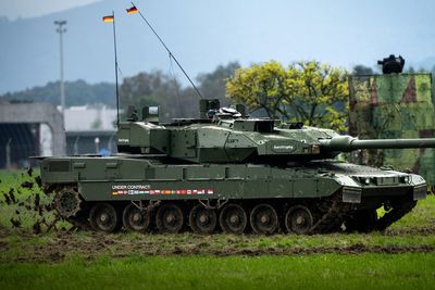 Trophy APS er, som ventet, valgt som en del av standardkonfigurasjonen til Leopard 2A8-stridsvognene.