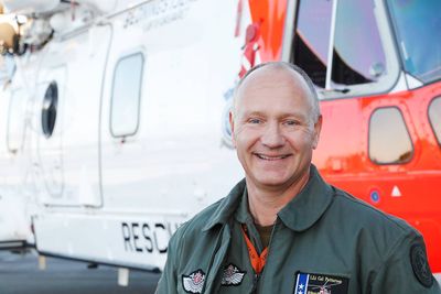Oberstøytnant Svein Tore Pettersen har vært sjef for 330 skvadron i tolv år og blir sittende til overgangen fra Sea King til Sar Queen er ferdig, det vil si ut dette året.