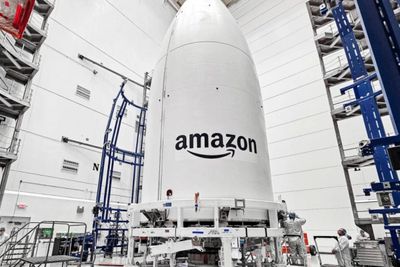 Amazon er klar for å sende opp de første internettsatellittene og for alvor ta opp konkurransen med Starlink.