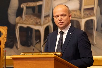 Finansminister Trygve Slagsvold Vedum (Sp) legger fram Statsbudsjettet på Stortinget.