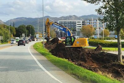 Deler av arbeidet med Bussveien i Stavangerveien i Sandnes ble stanset i forrige uke.