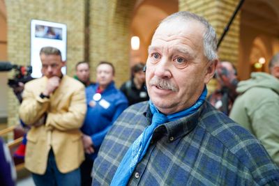 Lederen av Fosen reinbeitedistrikt, Terje Haugen, var onsdag i vandrehallen på Stortinget, der Fosen-aksjonister demonstrerte.