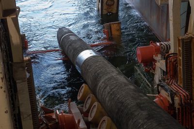 Baltic Pipe frakter norsk gass til Polen via Danmark. Røret eies av danske Energinet og deres polske motpart, Gaz-System. Åpningen skjedde samme dag som Nord Stream-gassrørene ble sprengt i Østersjøen. 