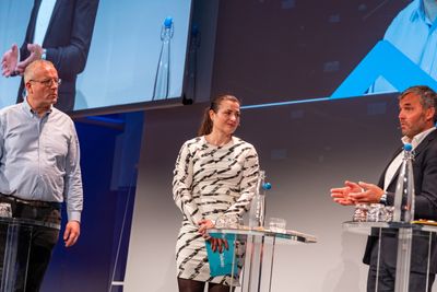 Haakon Bryhni (t.v.), Elisabet Haugsbø og Kenneth Fredriksen på Attack-konferansen 2023.