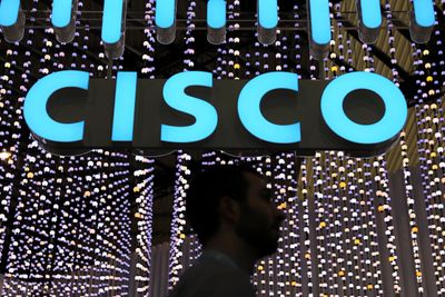 Cisco oppdaget selv sårbarheten i september.