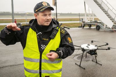 Jan Otto Johansen er fagsjef for mottiltak mot droner i politiet, underlagt bombegruppen ved politiets nasjonale beredskapssenter på Taraldrud.