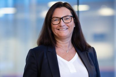 Mariann Hornnes, direktør i Direktoratet for e-helse, skriver i kronikken at bedre samarbeid mellom helse- og omsorgstjenesten og helsenæringen er avgjørende for å lykkes bedre. 