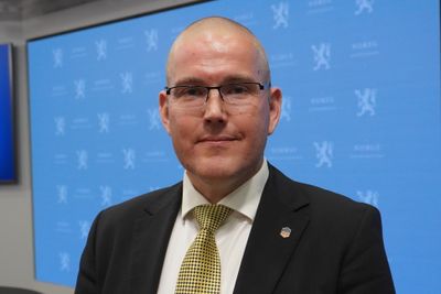 Geir Arild Engh-Hellesvik i Nasjonal sikkerhetsmyndighet (NSM) forteller i kronikken at NSMs inntrengingstestere opplever at det blir stadig vanskeligere for dem å få kontroll over en moderne Windows-maskin.
