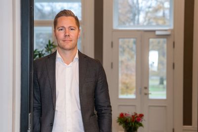 Svenske Johan Grönlund er ansatt som ny driftsdirektør i Forte Digital. Hans forgjenger rykker opp i tilsvarende posisjon i konsernet.