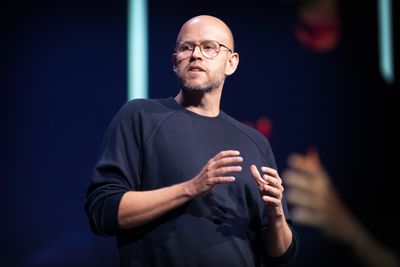 Spotify-gründer Daniel Ek under NHOs årskonferansen i 2024.