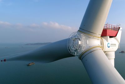 Kinas største turbinprodusent som ikke er statseid, Mingyang Smart Energy, sier at deres neste turbin til havvindindustrien vil bli på 22 MW. Bedriften oppgir ikke hvor stor denne turbinen er, men turbiner på 18–20 MW skal være satt i drift. 