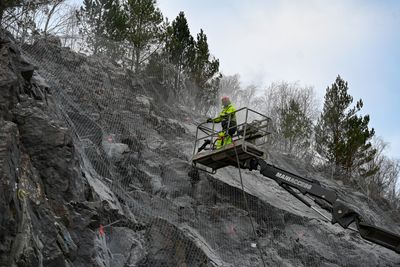 Rassikring av skjæring ved E39 ved Røysland i 2023. Risa sto for denne jobben.