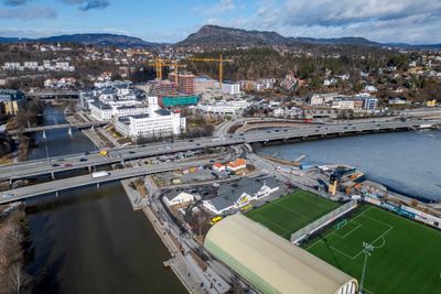 – Vi står overfor en utfordring med å nå klima- og miljømålene. Da kan vi ikke bare gjenta historien, sier Bjørne Grimsrud, direktør i Transportøkonomisk Institutt.