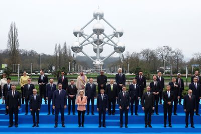 Politikere, eksperter og organisasjoner samlet seg 21.-22. mars i Brussel i Belgia for verdens første kjernekrafttoppmøte.