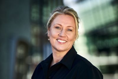 Finansdirektør Tone Hegland Bachke slutter i Telenor. Hun har vært et av de heteste navnene når det gjelder interne kandidater til å ta over som konsernsjef etter Sigve Brekke.