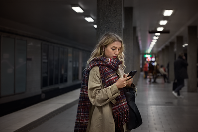 Telia har tatt i bruk løsninger som reduserer misbruk av numre ved svindeloppringninger. 